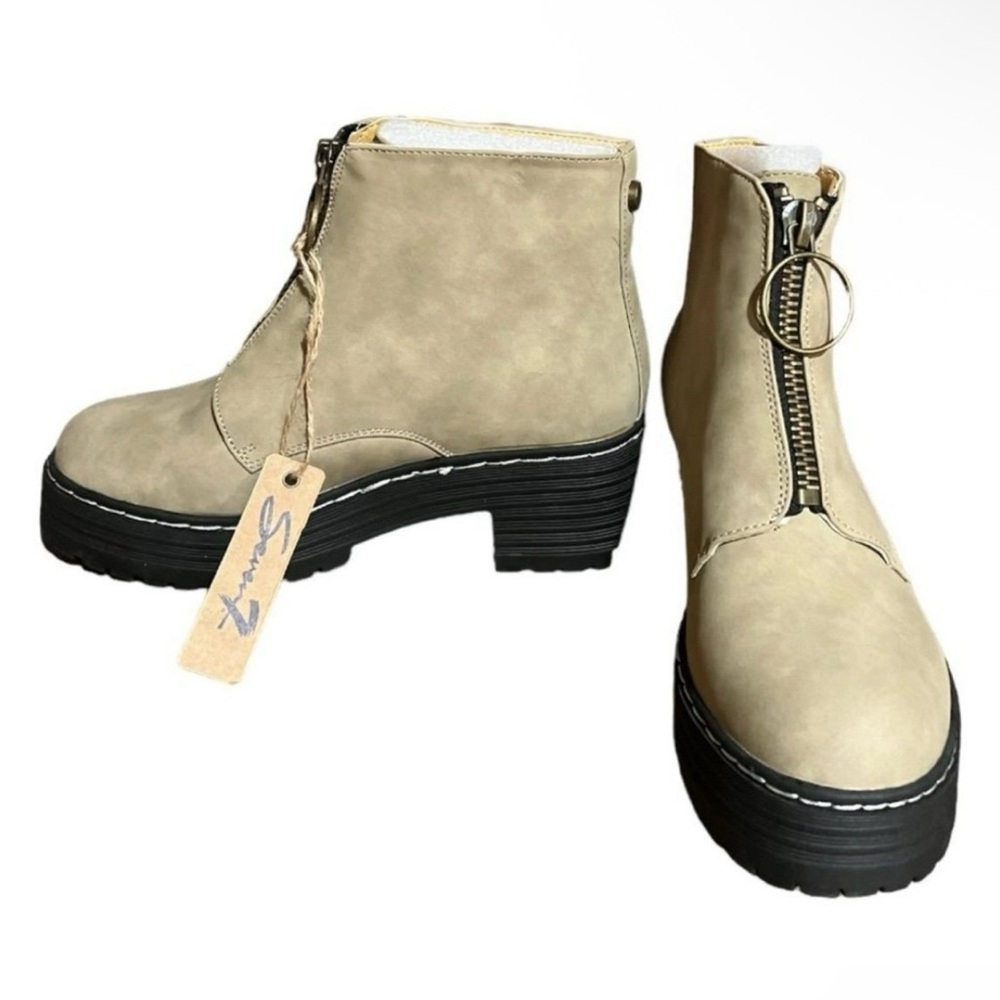 Seven7 Beige Ankle Boots with Front Zipper